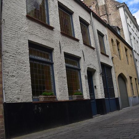 브뤼헤 Huyze Peerdenbrugghe B&B 외부 사진